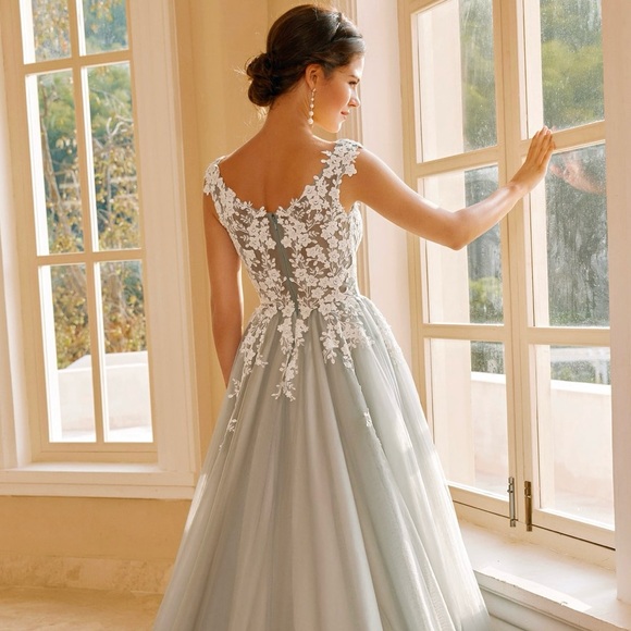 STACEES ALONA WEDDING DRESS - Picture 3 of 7